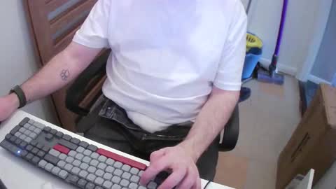 Snapshot of essex_wild chatting on March 2026 01:50:01 PM Morph online show from March 2026 01:50:01 PM