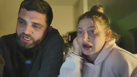 Snapshot of essexcouple88 chatting on March 2026 11:55:02 PM essexcouple online show from March 2026 11:55:02 PM