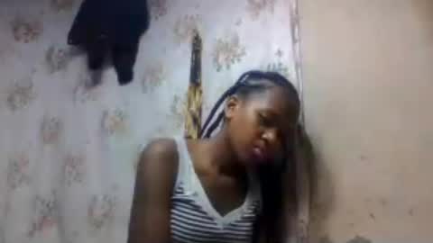 estancelee online show from July 2026 10:11:01 AM