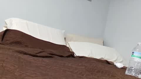 Esteban online show from October 2025 09:42:02 PM