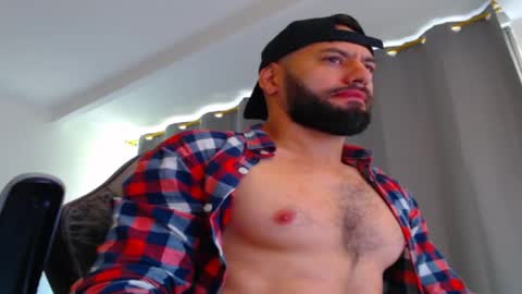 esteban online show from November 2025 01:45:01 PM