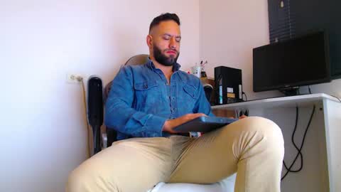 esteban online show from February 2026 12:53:02 PM