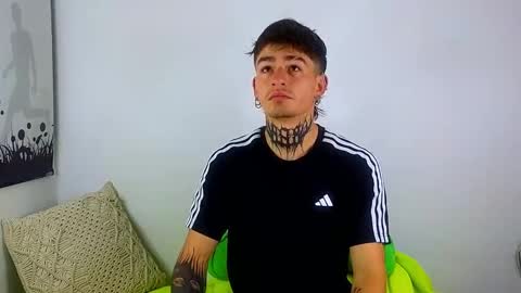 Esteban independent model online show from March 2025 10:22:02 AM