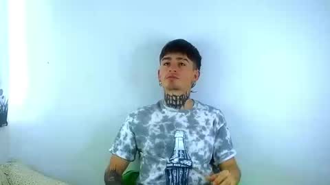 Esteban independent model online show from March 2025 02:40:01 PM