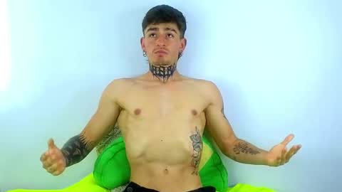 Esteban independent model online show from March 2025 05:11:02 PM