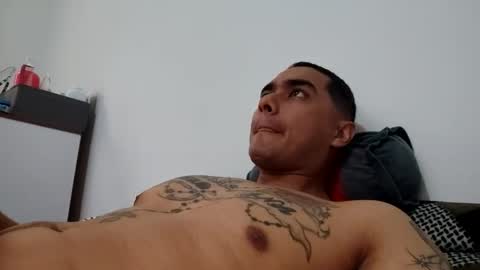 Snapshot of estebanmed92 chatting on February 2026 05:57:02 PM estebanmed92 online show from February 2026 05:57:02 PM