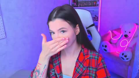 Ester online show from December 2024 03:40:01 AM