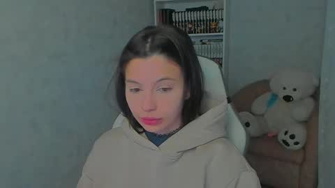 Ester online show from February 2025 03:15:01 AM