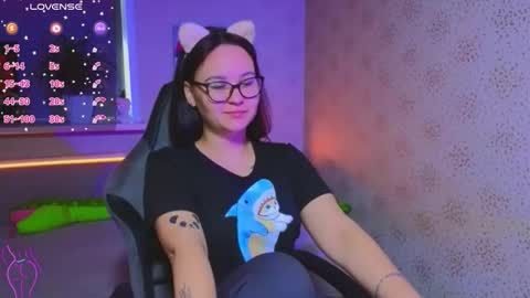Snapshot of esterplayful chatting on September 2025 07:10:02 AM EsterPlayful online show from September 2025 07:10:02 AM