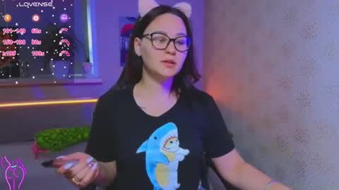Snapshot of esterplayful chatting on September 2025 12:28:02 PM EsterPlayful online show from September 2025 12:28:02 PM