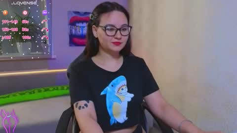 Snapshot of esterplayful chatting on September 2025 01:13:01 PM EsterPlayful online show from September 2025 01:13:01 PM