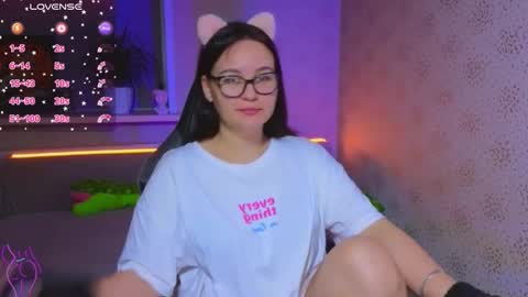 Snapshot of esterplayful chatting on September 2025 02:33:02 PM EsterPlayful online show from September 2025 02:33:02 PM