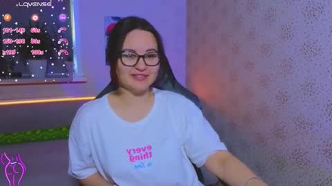 Snapshot of esterplayful chatting on October 2025 07:07:02 AM EsterPlayful online show from October 2025 07:07:02 AM