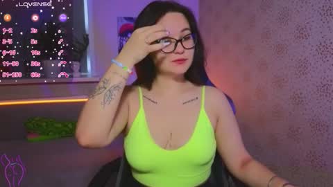 Snapshot of esterplayful chatting on October 2025 06:47:02 AM EsterPlayful online show from October 2025 06:47:02 AM