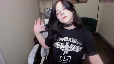 Snapshot of estertwilight chatting on March 2026 04:06:02 PM Ester online show from March 2026 04:06:02 PM