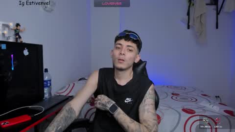 estivenvel online show from March 2026 05:05:01 PM