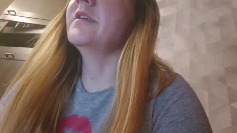 estrellawalters online show from May 2026 10:33:02 AM
