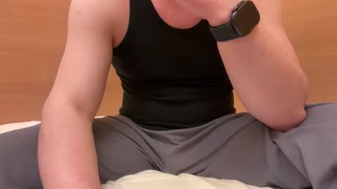 Tom online show from December 2025 10:27:02 PM