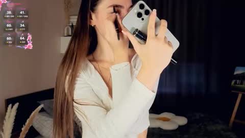 Snapshot of eternity_is_endless chatting on October 2025 08:14:01 AM Mary online show from October 2025 08:14:01 AM