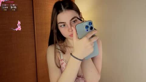 Snapshot of eternity_is_endless chatting on October 2025 08:18:01 AM Mary online show from October 2025 08:18:01 AM