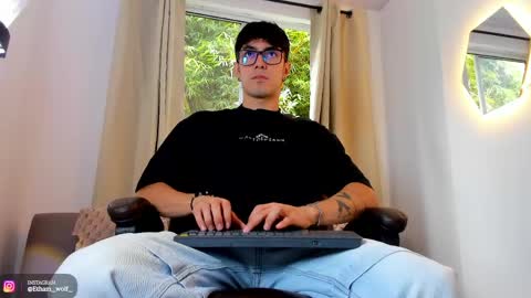 Snapshot of etham_wolf1 chatting on June 2026 06:13:01 PM etham_wolf1 online show from June 2026 06:13:01 PM