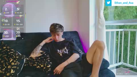 ethan and ava online show from November 2025 01:22:02 PM