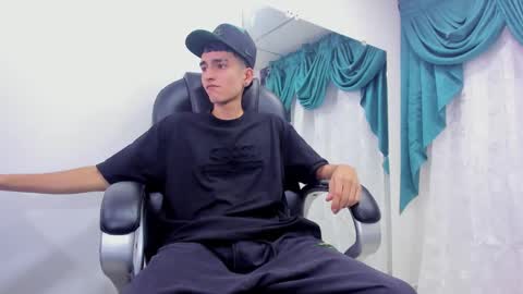 Ethan online show from January 2025 08:54:02 PM