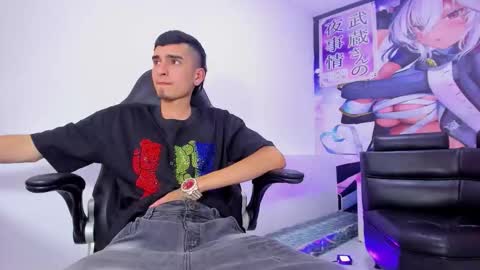 Ethan online show from September 2025 09:18:01 PM