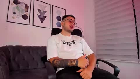 Snapshot of ethan_greacee chatting on February 2026 12:25:01 PM ethan_greacee online show from February 2026 12:25:01 PM