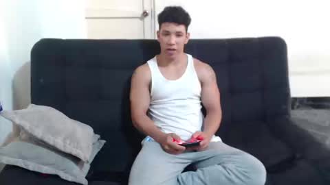 Ethan Noir online show from September 2025 04:40:02 PM