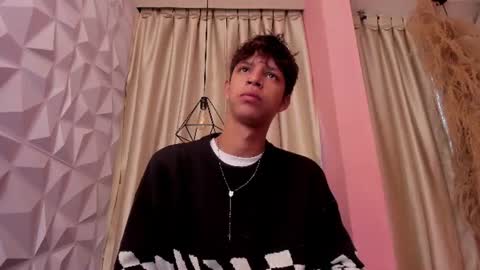 Snapshot of ethan_qop chatting on July 2026 11:25:01 AM Ethan online show from July 2026 11:25:01 AM