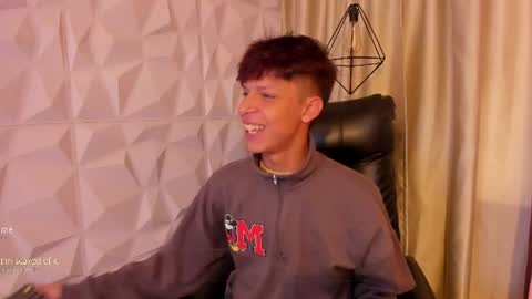 Snapshot of ethan_qop chatting on July 2026 11:45:02 AM Ethan online show from July 2026 11:45:02 AM