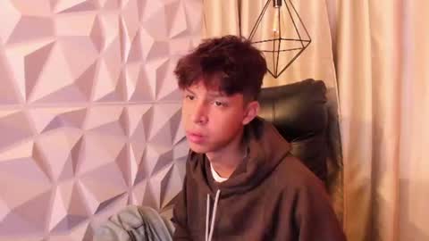 Snapshot of ethan_qop chatting on July 2026 11:19:02 AM Ethan online show from July 2026 11:19:02 AM