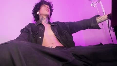 Ethan sykes online show from November 2025 05:13:02 AM