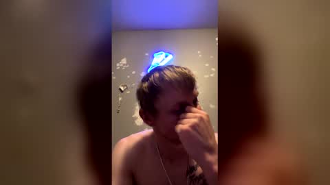 ethanbmx2001 online show from March 2026 02:20:02 PM