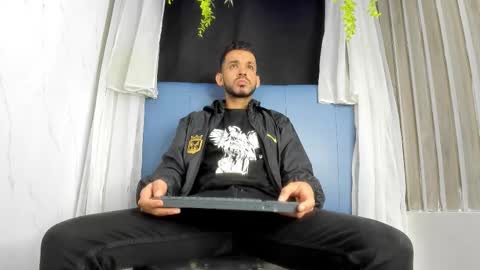 Snapshot of ethangrey_ chatting on January 2026 11:12:02 AM Ethan Grey online show from January 2026 11:12:02 AM