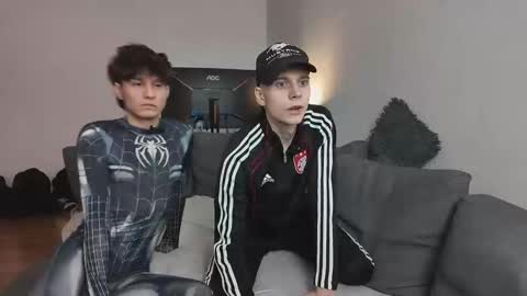 Hugo and Ethan online show from February 2026 03:46:01 AM