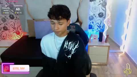 Snapshot of ette_tay chatting on October 2025 03:21:02 AM ette online show from October 2025 03:21:02 AM