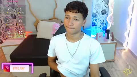 Snapshot of ette_tay chatting on November 2025 04:00:01 AM ette online show from November 2025 04:00:01 AM