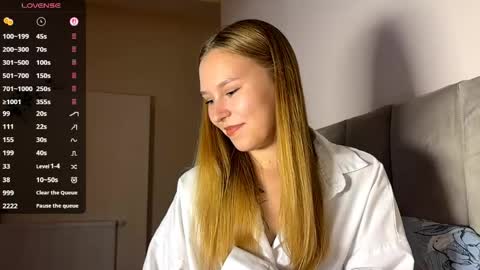 Snapshot of eugenierickel chatting on June 2026 02:11:01 PM Alice online show from June 2026 02:11:01 PM
