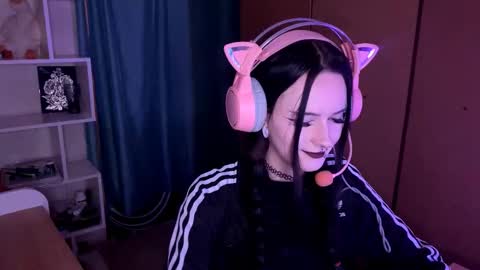 Snapshot of eunabiddlecome chatting on February 2026 12:01:02 PM Kate online show from February 2026 12:01:02 PM