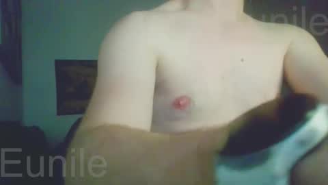 eunile online show from December 2025 02:08:02 AM