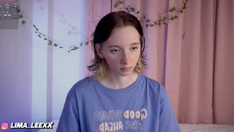 Snapshot of euphoria_girls chatting on September 2025 05:37:01 PM check about me online show from September 2025 05:37:01 PM