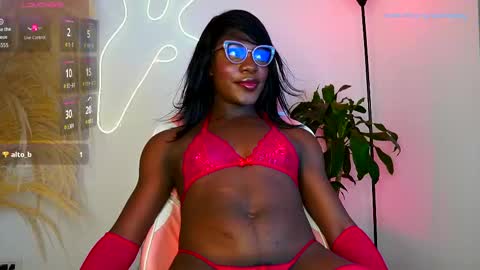 euphoricbunny online show from October 2025 01:16:02 AM