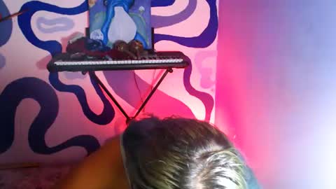 Snapshot of eva_brooks1 chatting on July 2026 10:45:01 PM Iris Smile independent model online show from July 2026 10:45:01 PM