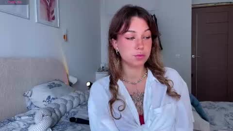 Snapshot of eva_collins_x chatting on July 2026 02:14:01 AM Eva online show from July 2026 02:14:01 AM