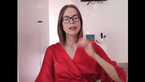 Snapshot of eva_cutesmile chatting on July 2026 06:39:02 PM Eva online show from July 2026 06:39:02 PM