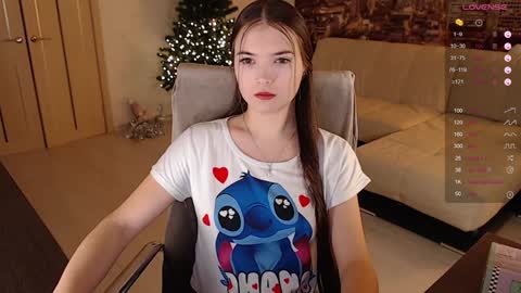 Snapshot of eva_davie chatting on December 2024 05:00:01 PM Eva online show from December 2024 05:00:01 PM