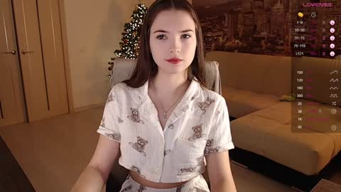 Snapshot of eva_davie chatting on December 2024 01:00:01 PM Eva online show from December 2024 01:00:01 PM