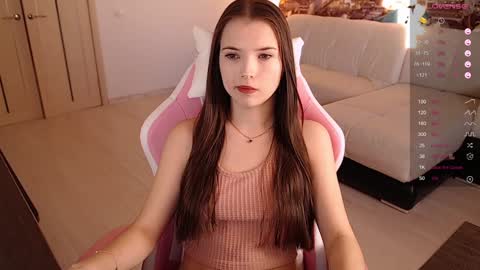 Snapshot of eva_davie chatting on February 2025 12:06:02 PM Eva online show from February 2025 12:06:02 PM